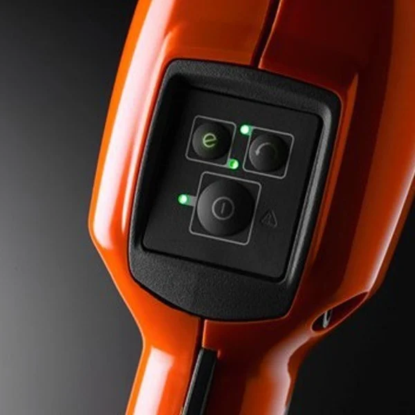debroussailleuse-a-batterie-520irx-husqvarna-1.webp