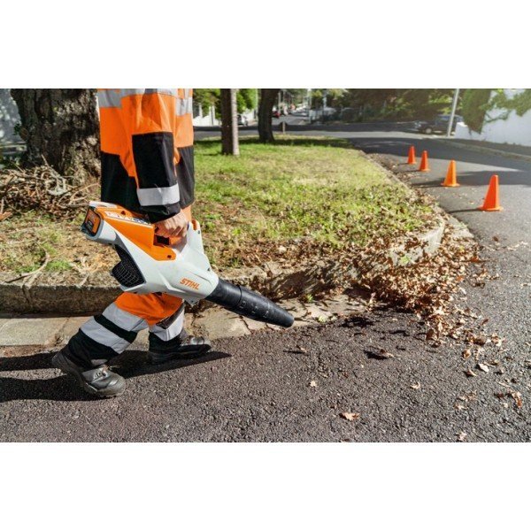 souffleur-a-batterie-bga-86-nu-stihl-1.jpg