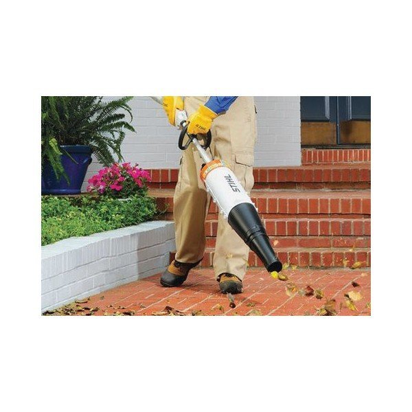 souffleur-bg-km-pour-combisysteme-stihl-1.jpg