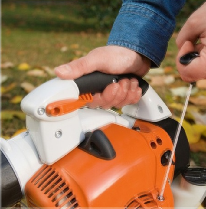 souffleur-thermique-bg-56-stihl-3.png